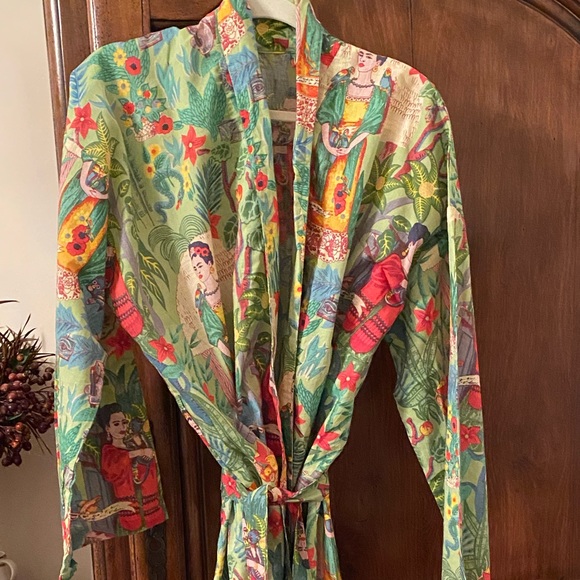 🌟Frida Kahlo Kimono (vintage fabric) - Picture 15 of 16